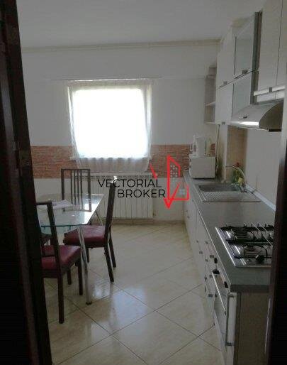 Coposu, locatie excelenta,7 minute metrou 2 camere